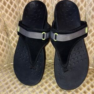 VIONIC TIFFANY COMFORT ARCH SUPPORT ADJUSTABLE T- STRAP WOMENS SANDAL 10